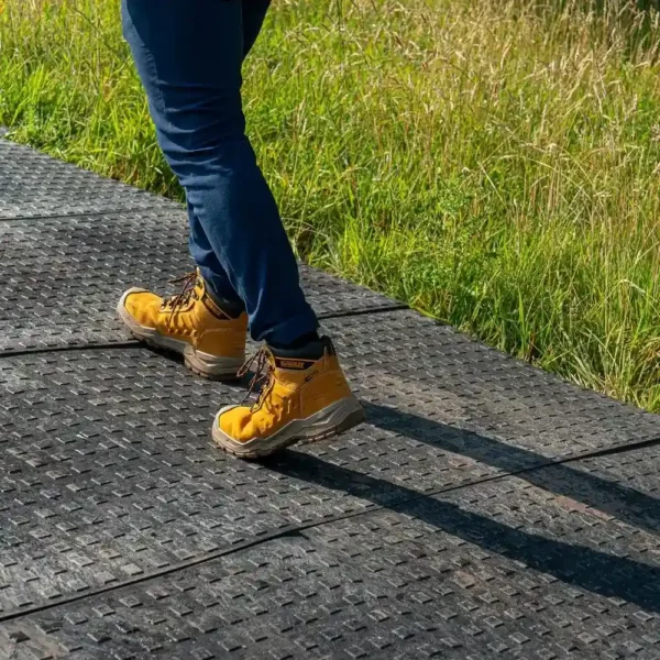 GroundTrak in use 19 compressed compressed