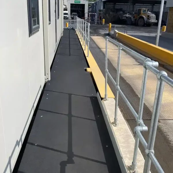 Flat Sheet Black In Use 3