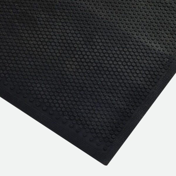 Dirt Remover Mat Corner|safetyscrape close up|Safety Scrape entrance mat close up|Safety Scrape in use outside entrance|Safety Scrape in use outside industrial|Safety Scrape entrance mat