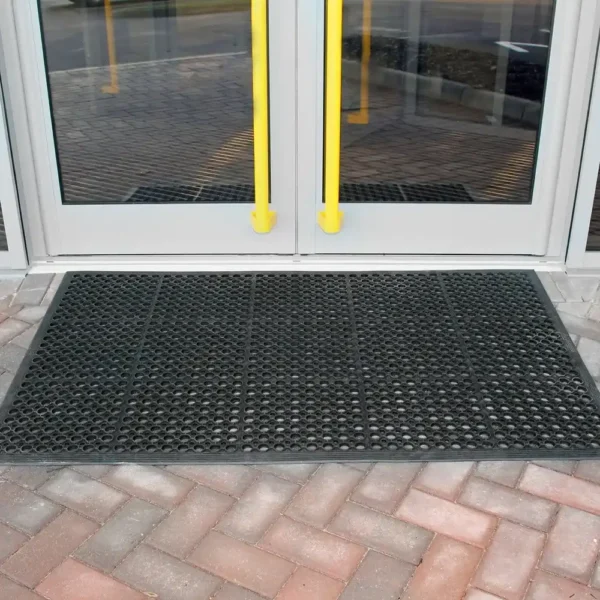 RP01 Rampmat 8 entrance.1 compressed|RP01 Rampmat Corner thumb.1 scaled compressed|RP01 01 Rampmat Closeup entrance.1 scaled compressed|RP01 Rampmat Profile.1|RP01 Rampmat 8 entrance.1|RP01 Rampmat Corner thumb.1|RP01 01 Rampmat Closeup entrance.1