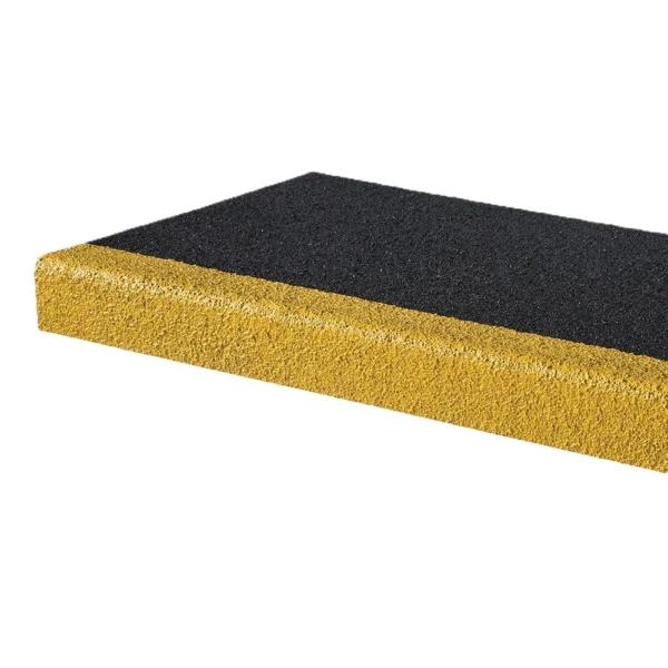 Stair Tread Black Yellow