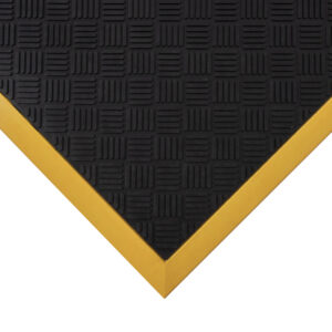 Industrial Anti-Fatigue Mat Corner|Industrial Anti-Fatigue Mat - Full Mat|Industrial Anti-Fatigue Mat in use